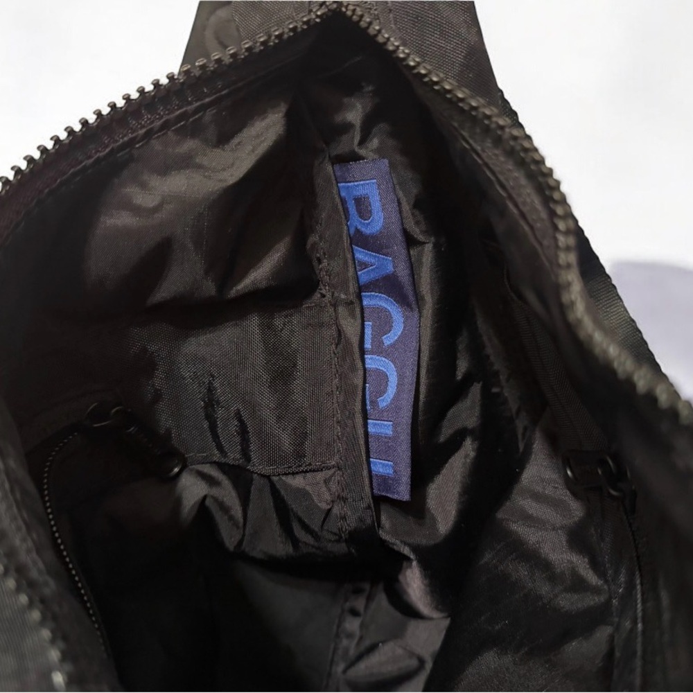 BAGGU Medium Nylon Crescent Bag - Picture 4 of 11